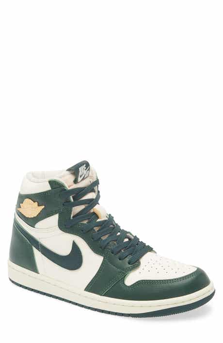 Nike Air Jordan 1 Retro High Basketball Sneaker