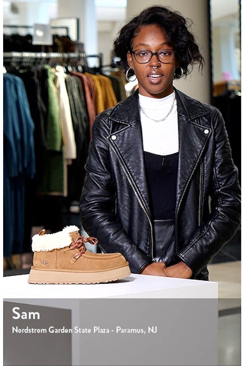 Funkarra Genuine Shearling Cabin Cuff Bootie video