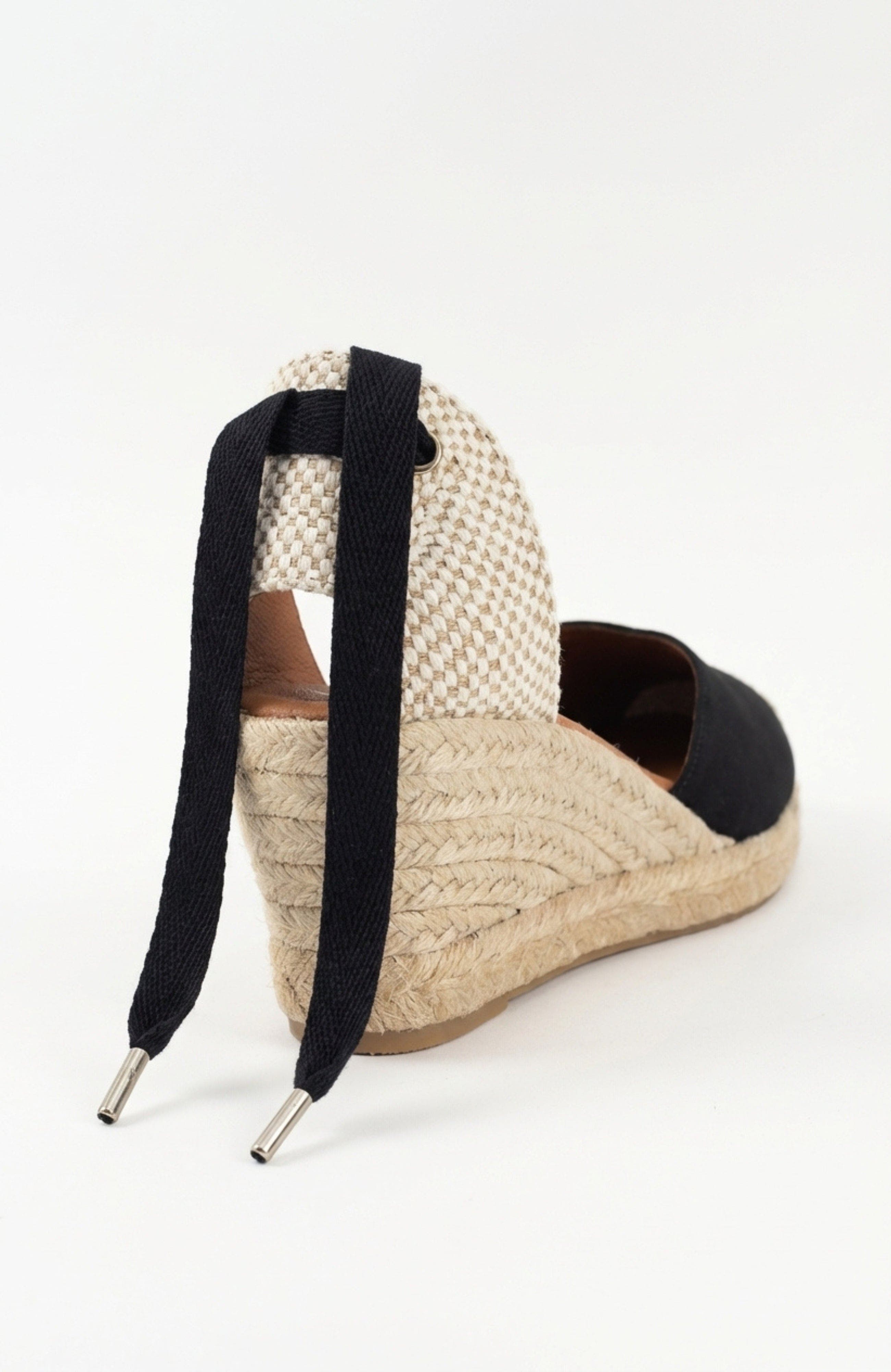 Menina Step Jimena Medium-Lace Espadrille, Alternate, color, Black