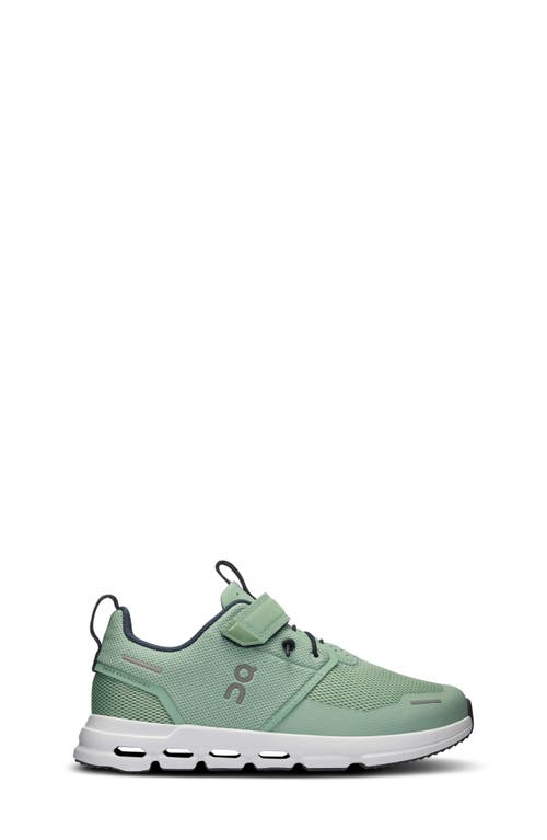 On Kids' Cloud Play Running Sneaker