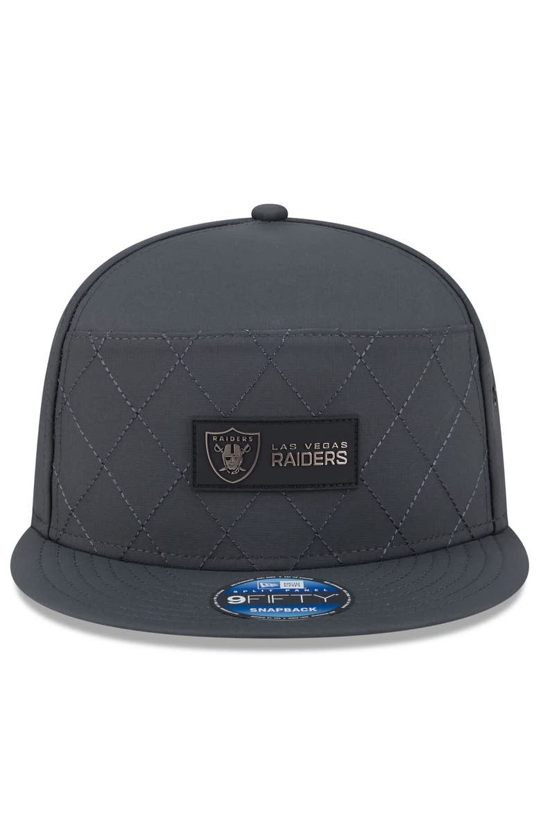 New Era Men's New Era Charcoal Las Vegas Raiders 2025 Sideline Cold Weather Split Panel 9FIFTY Snapback Hat, Alternate, color, 