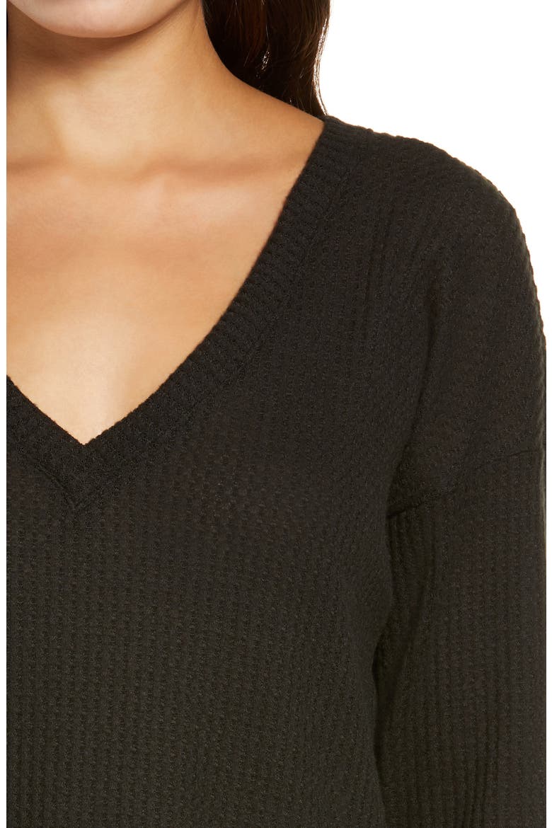 Waffle V-Neck Top, Alternate, color, BLACK