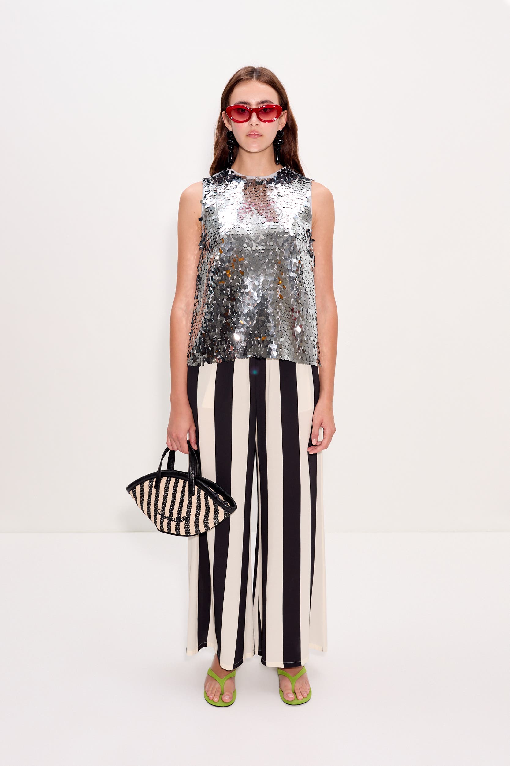selected Black/White Stripe