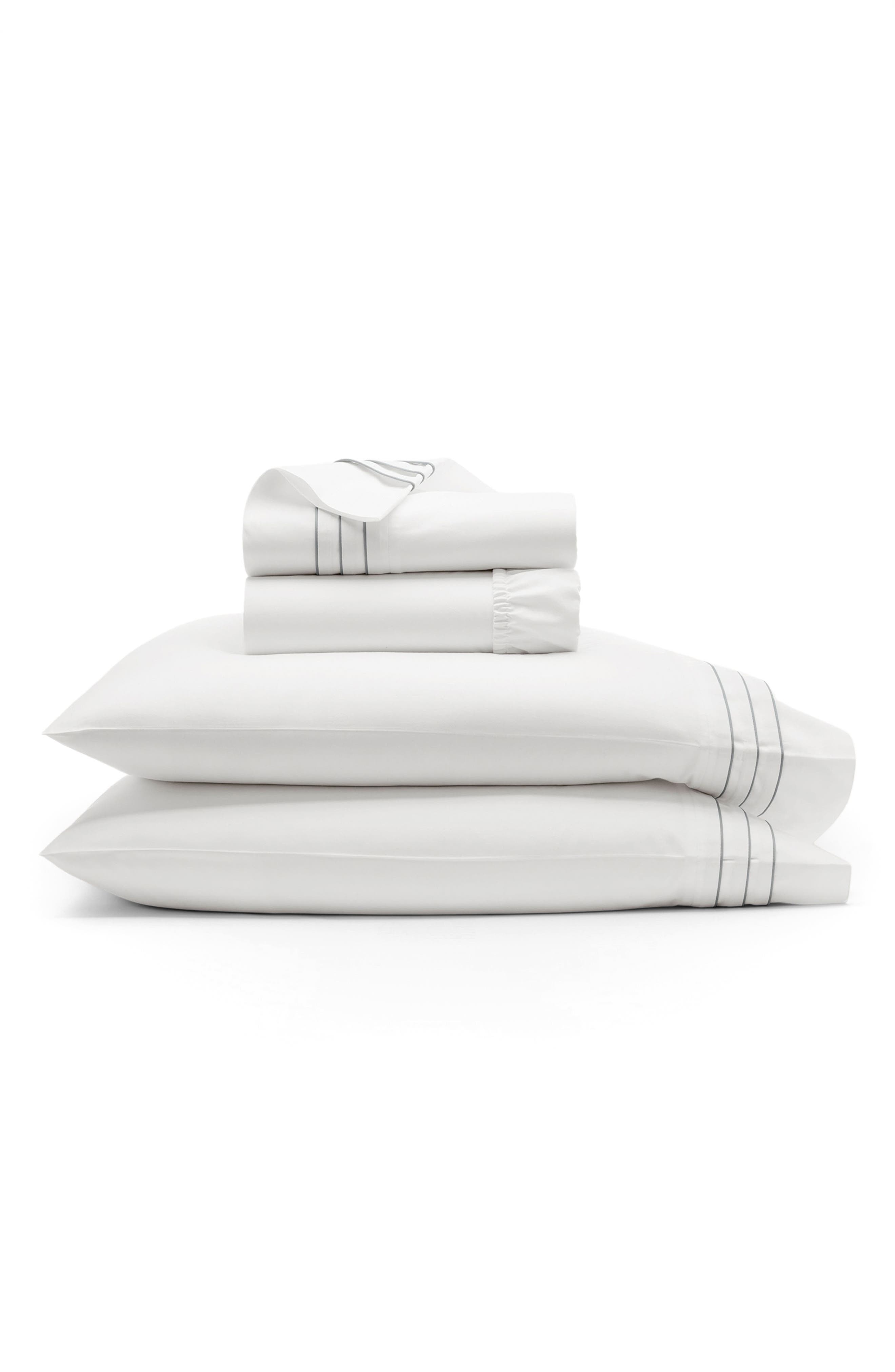 Boll & Branch Signature Triple Pleat Organic Cotton Sheet Set in White/Shore 