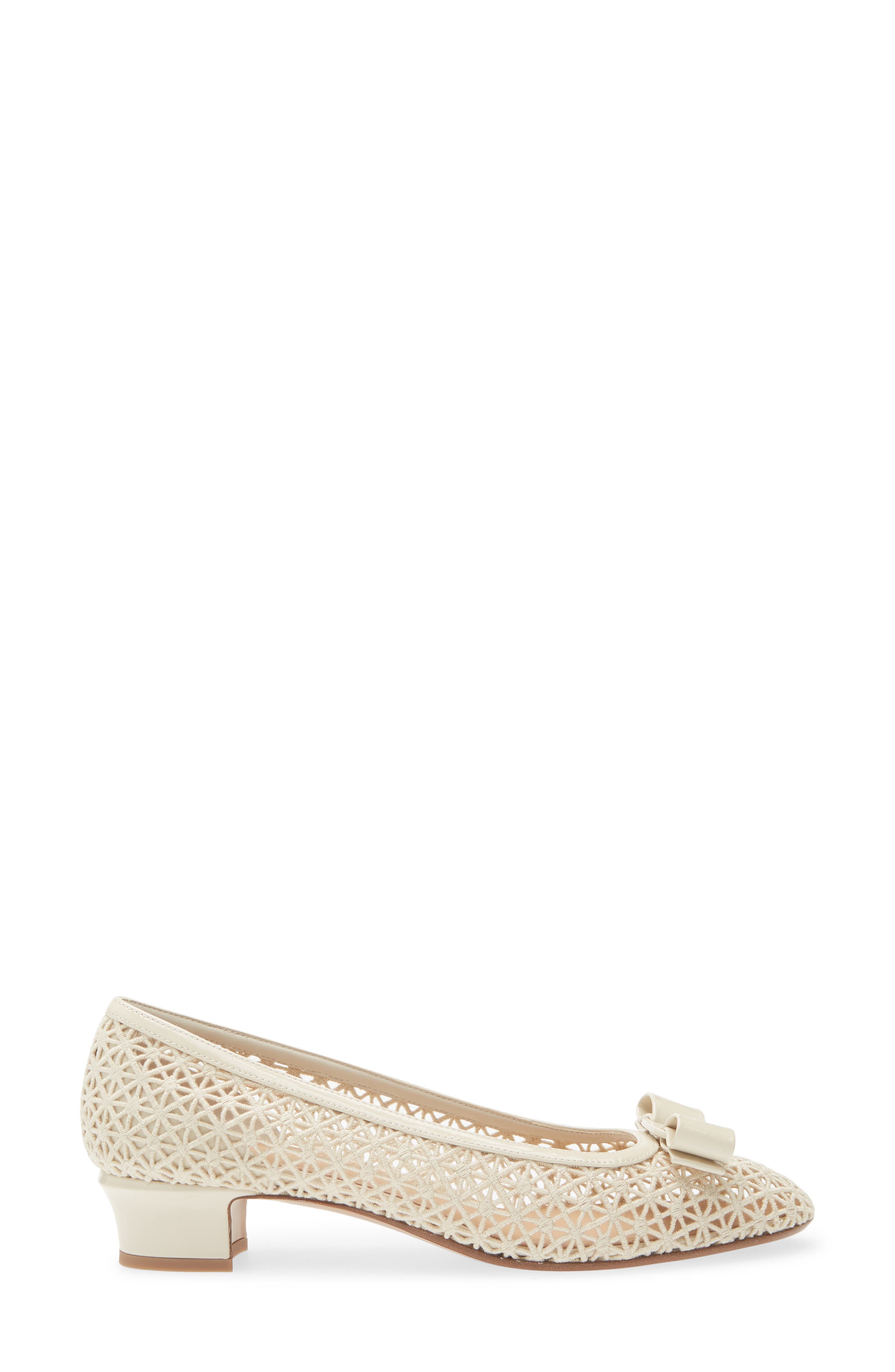 FERRAGAMO Macramé Vara Bow Pump, Alternate, color, Mascarpone Biscotto Mascarpone