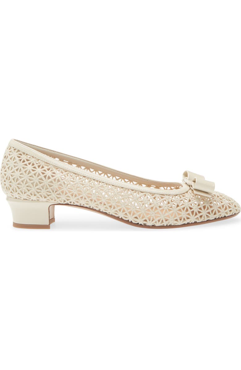 FERRAGAMO Macramé Vara Bow Pump, Alternate, color, Mascarpone Biscotto Mascarpone