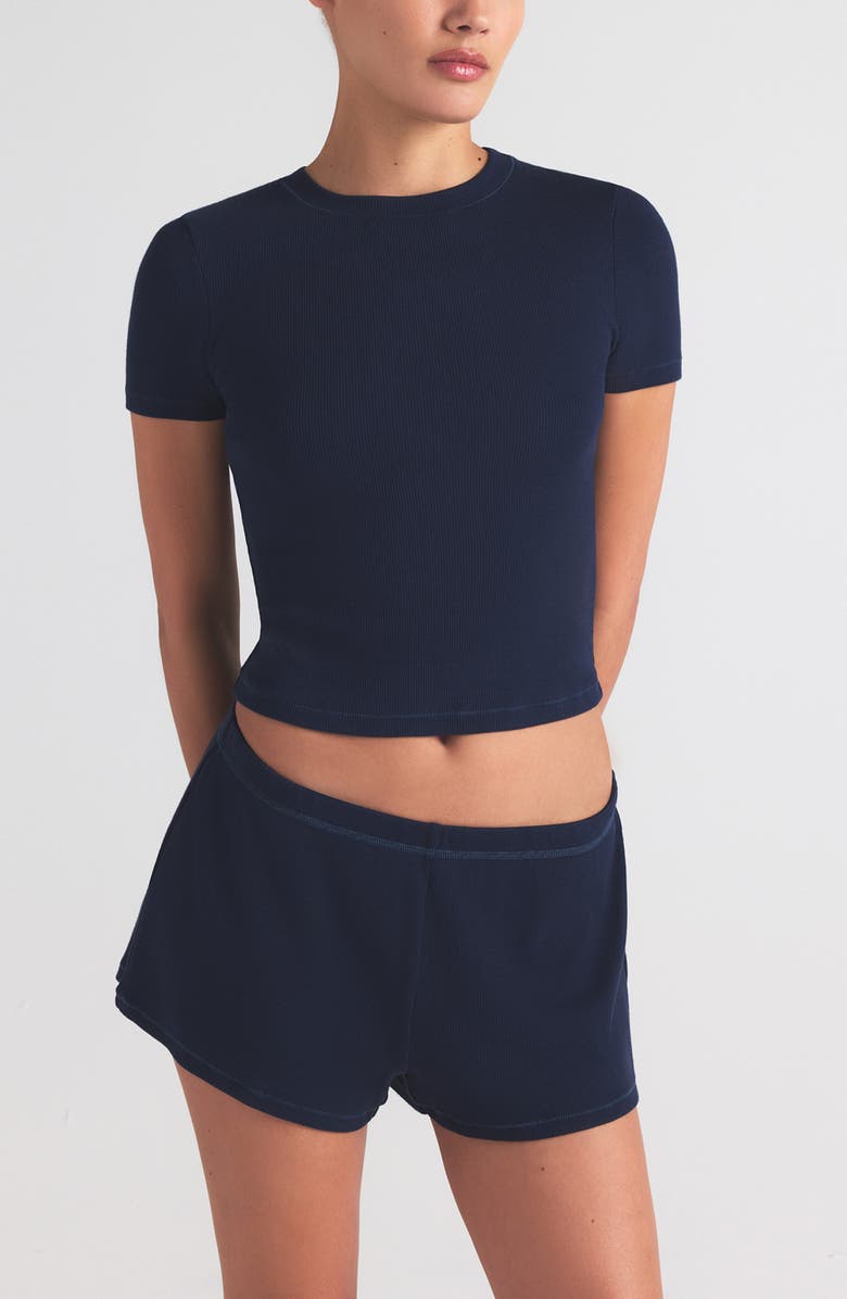 SKIMS Stretch Cotton Rib Loose Shorts, Alternate, color, Navy