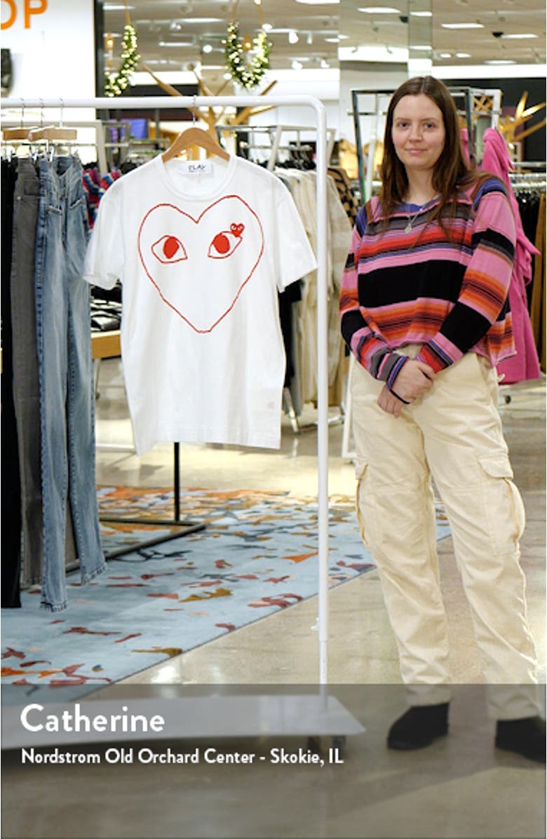 Outline Heart Graphic Tee, sales video thumbnail