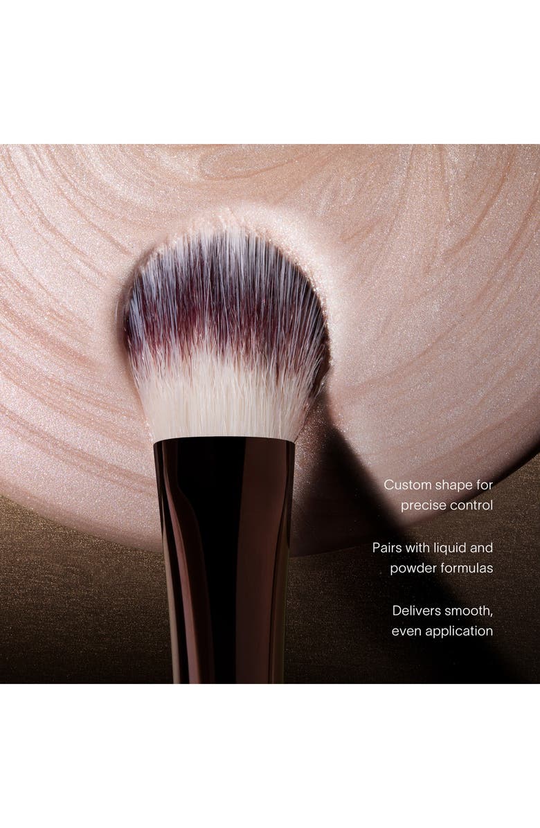 HOURGLASS No. 16 Highlighter Brush, Alternate, color, 
