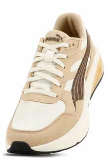 Seeker Retro Sneaker