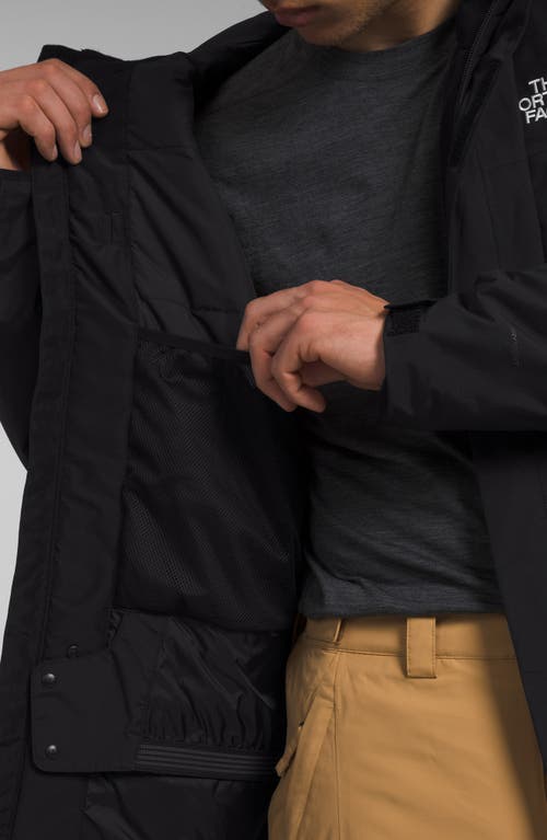 The North Face Embroidered-logo Hooded Jacket In Black