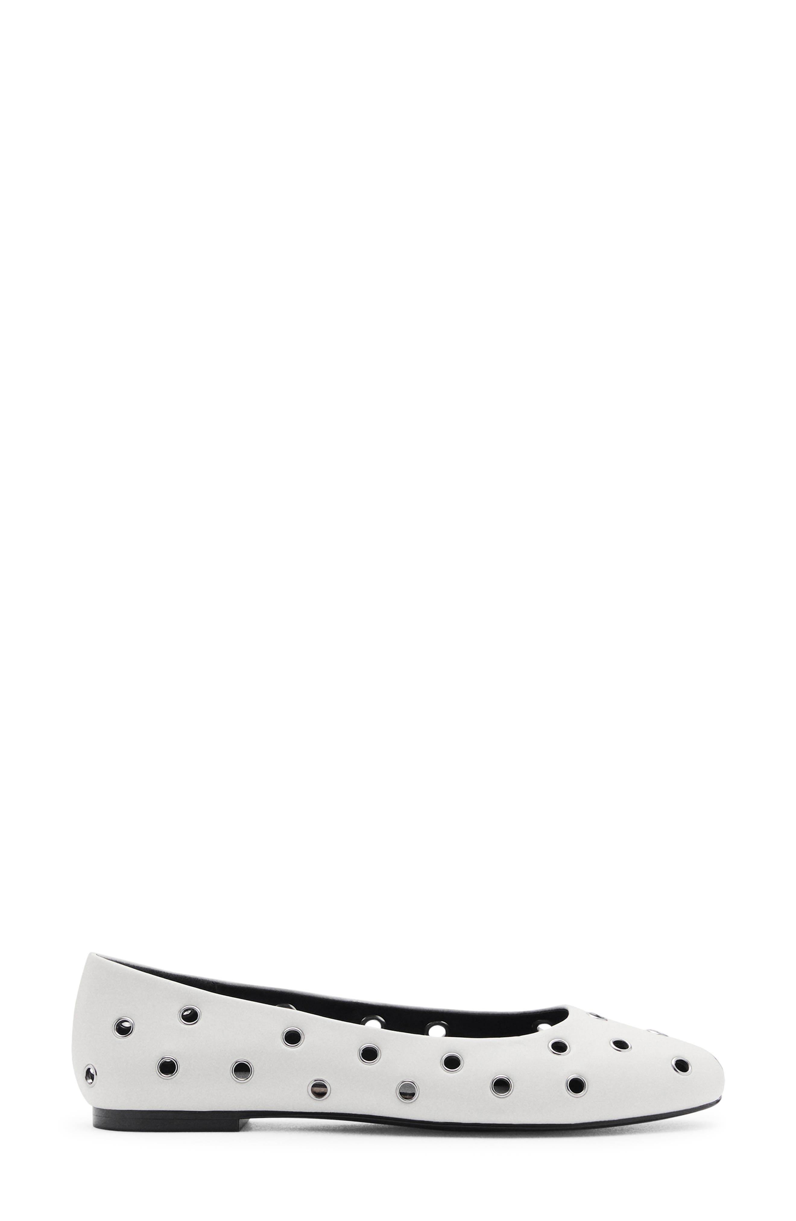 Grommet Ballet Flat - image 4