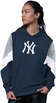 STARTER Women's Starter Navy New York Yankees Scrimmage Pullover Hoodie
