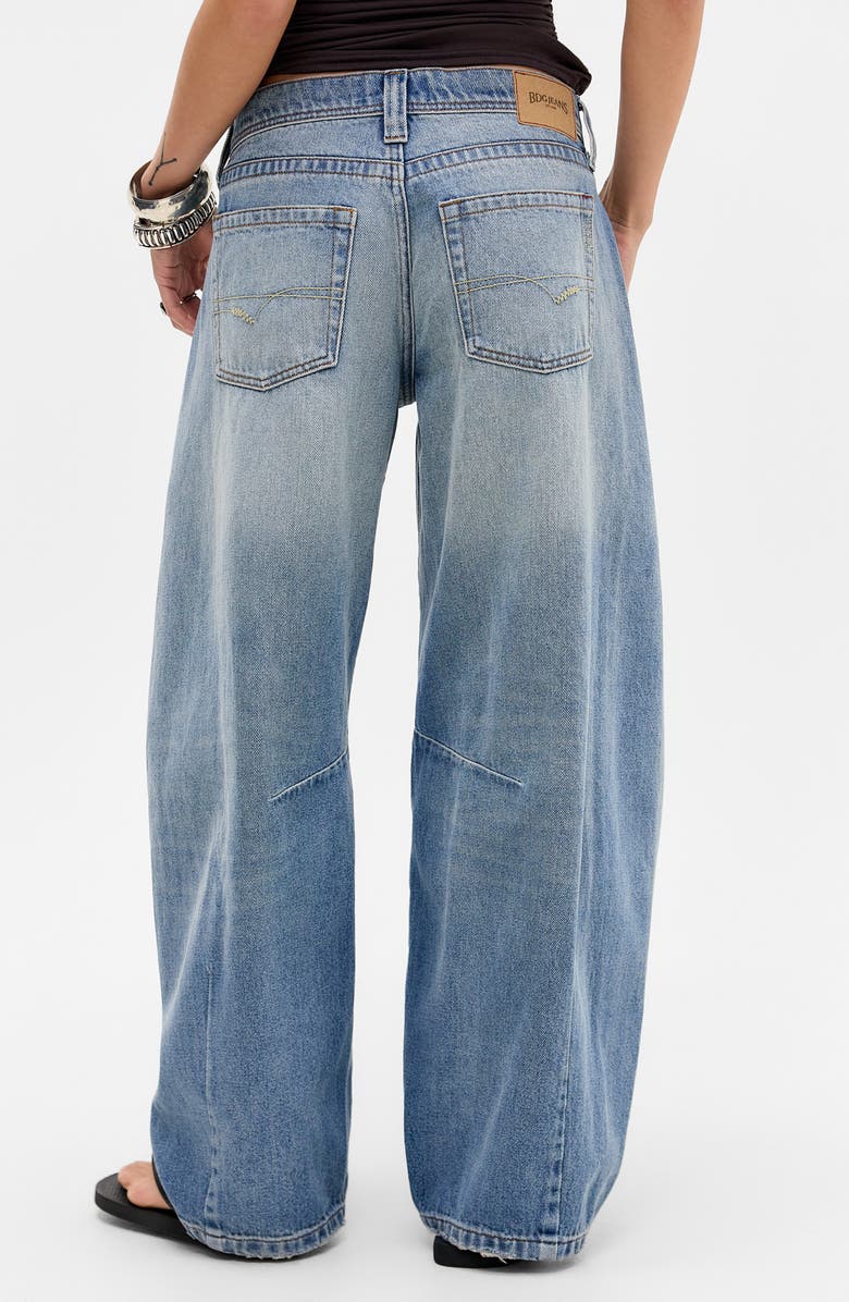 BDG Urban Outfitters Kayla Low Rise Cocoon Jeans, Alternate, color, Light Vintage