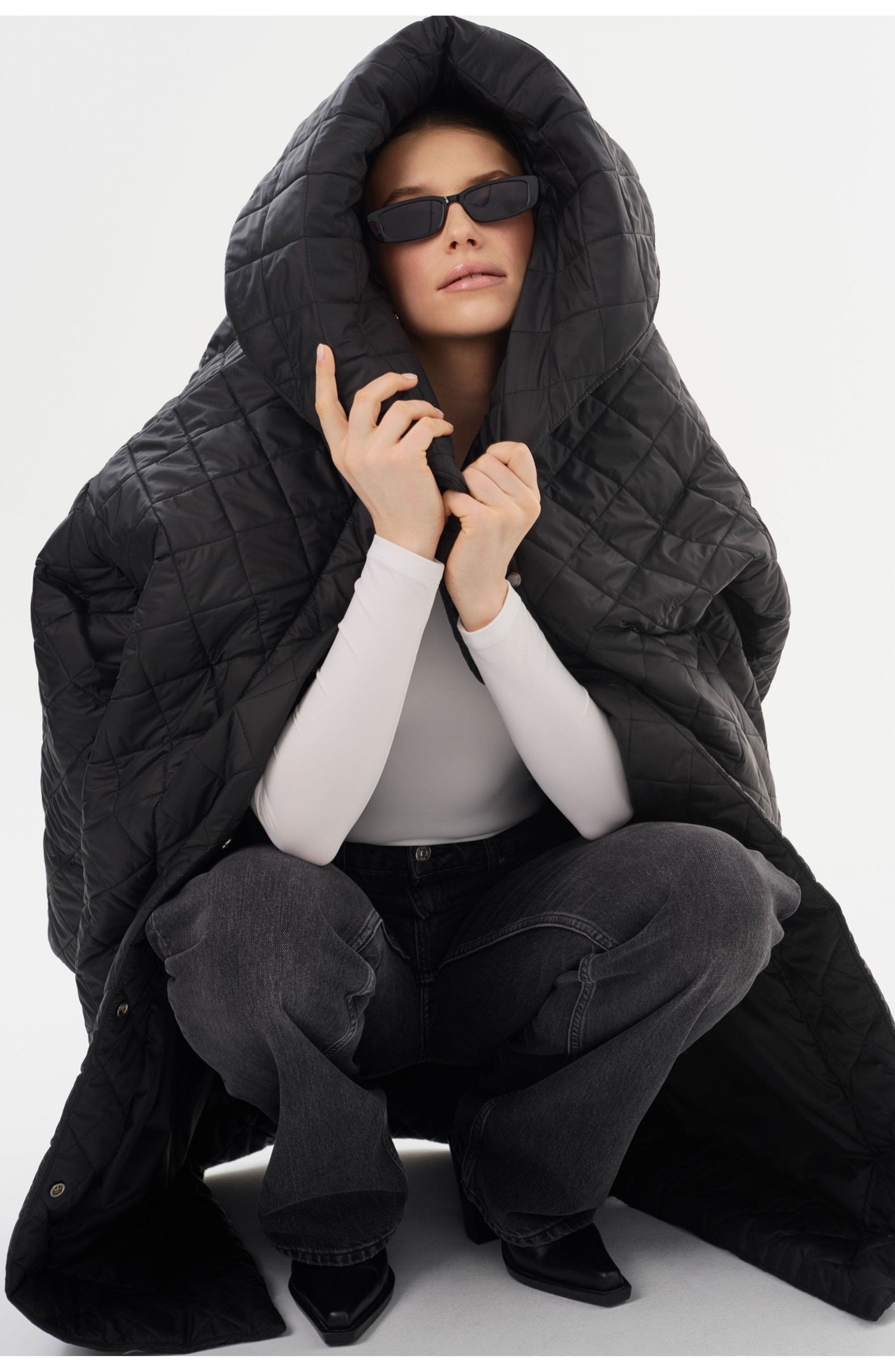 Hendrika | Oversized Quilted Coat - image 2