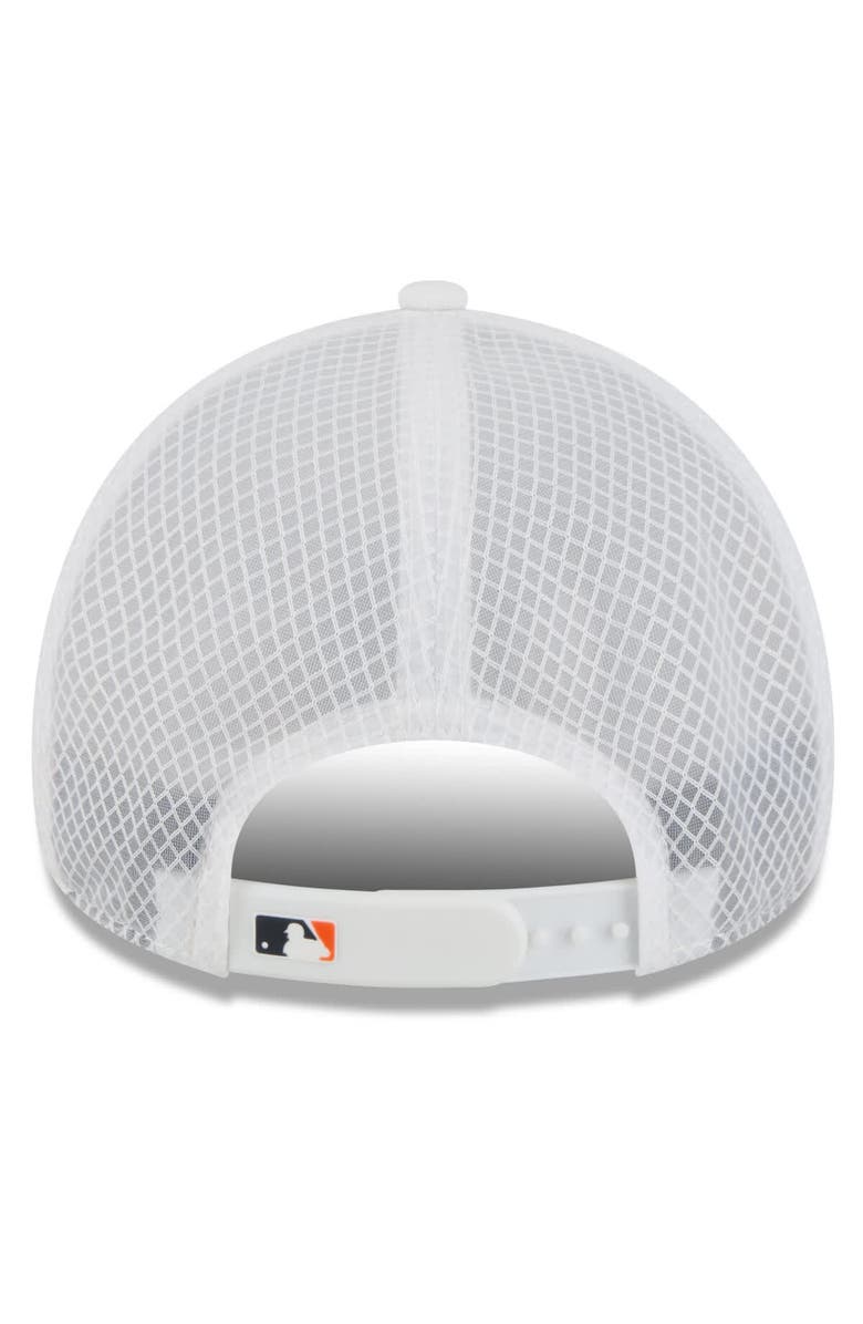 New Era Men's New Era White Detroit Tigers 2026 Batting Practice Apex 9FORTY Adjustable Trucker Hat, Alternate, color, White