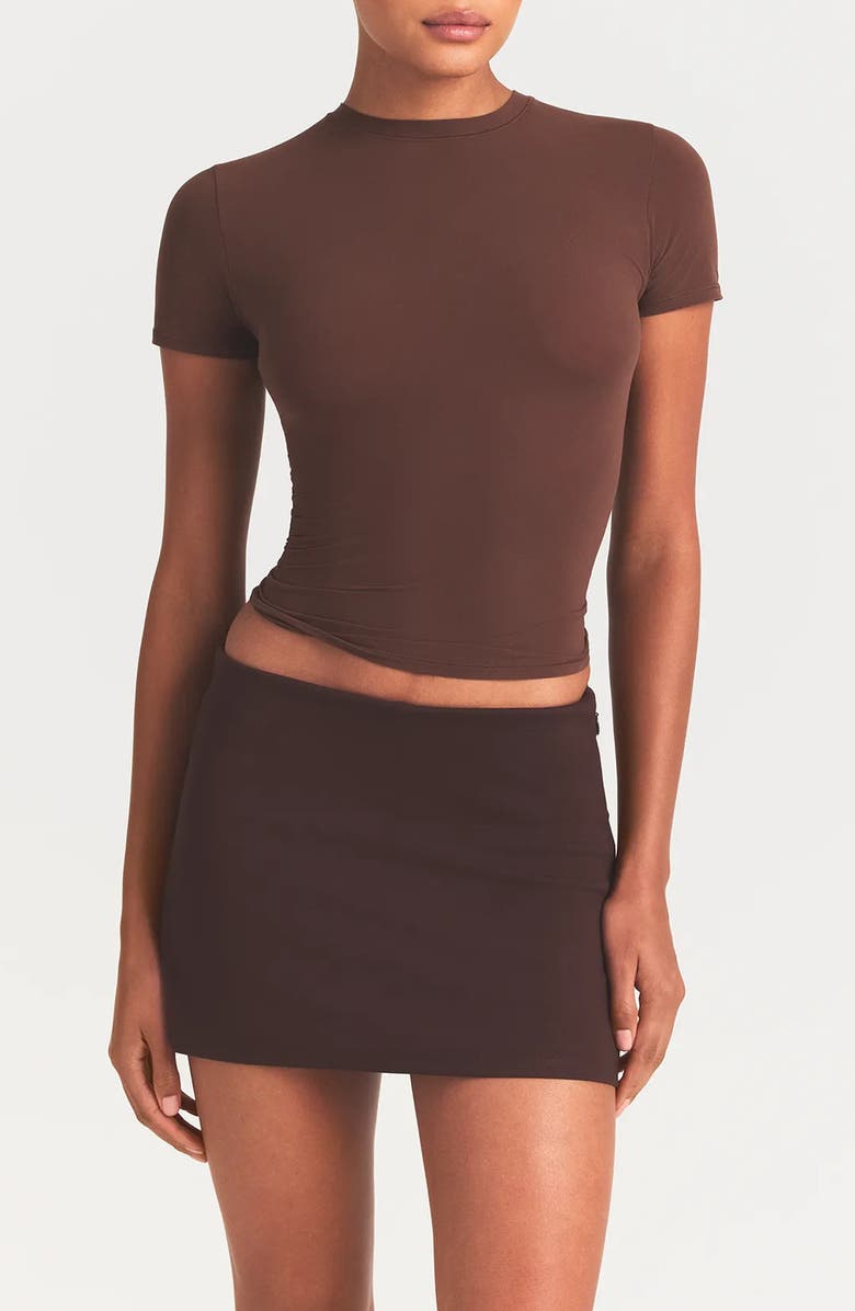 SKIMS Stretch Miniskort, Alternate, color, Espresso