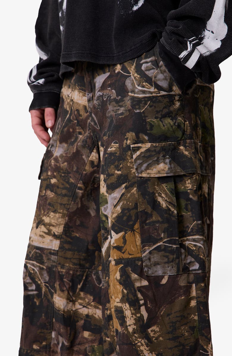 mnml Extralong Cargo Shorts, Alternate, color, Forest Camo