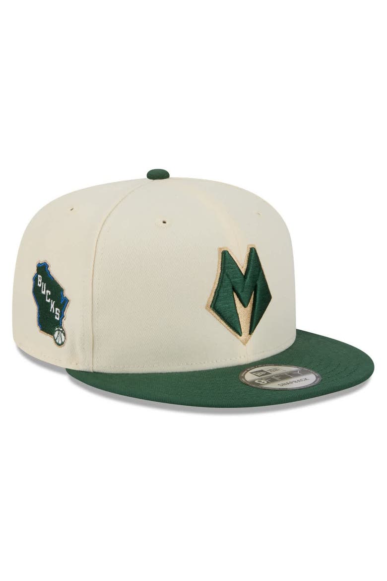 Men's New Era Tan/Hunter Green Milwaukee Bucks 2025/26 City Edition 9FIFTY Snapback Hat, Main, color, Tan