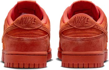 Dunk Low Special Edition Sneaker