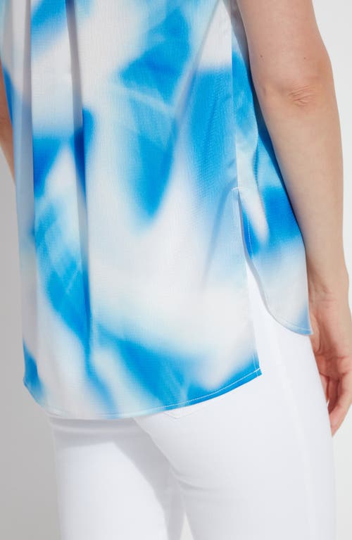 Lyssé Coraline Printed V-neck Pull On Top In Blue