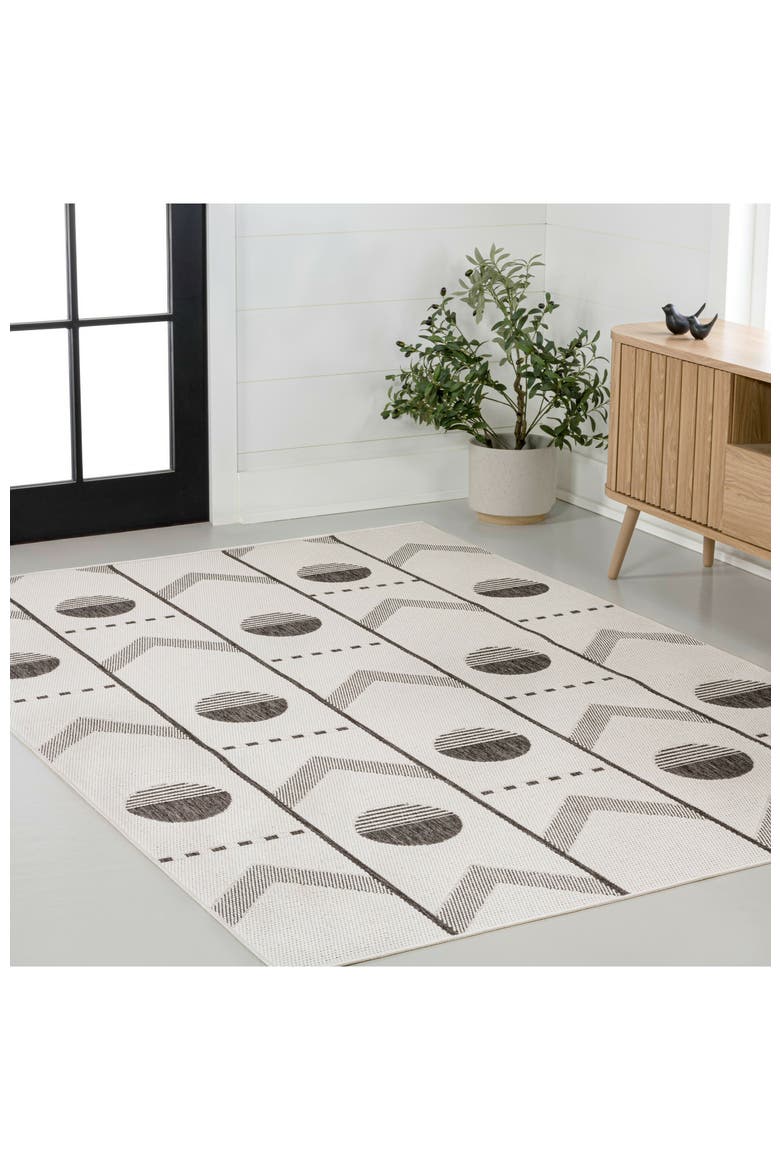 Soren Modern Geometri Indoor/Outdoor Area Rug, Alternate, color, Cream/Black