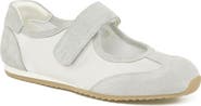 JSlides Women's Patricia Sneaker