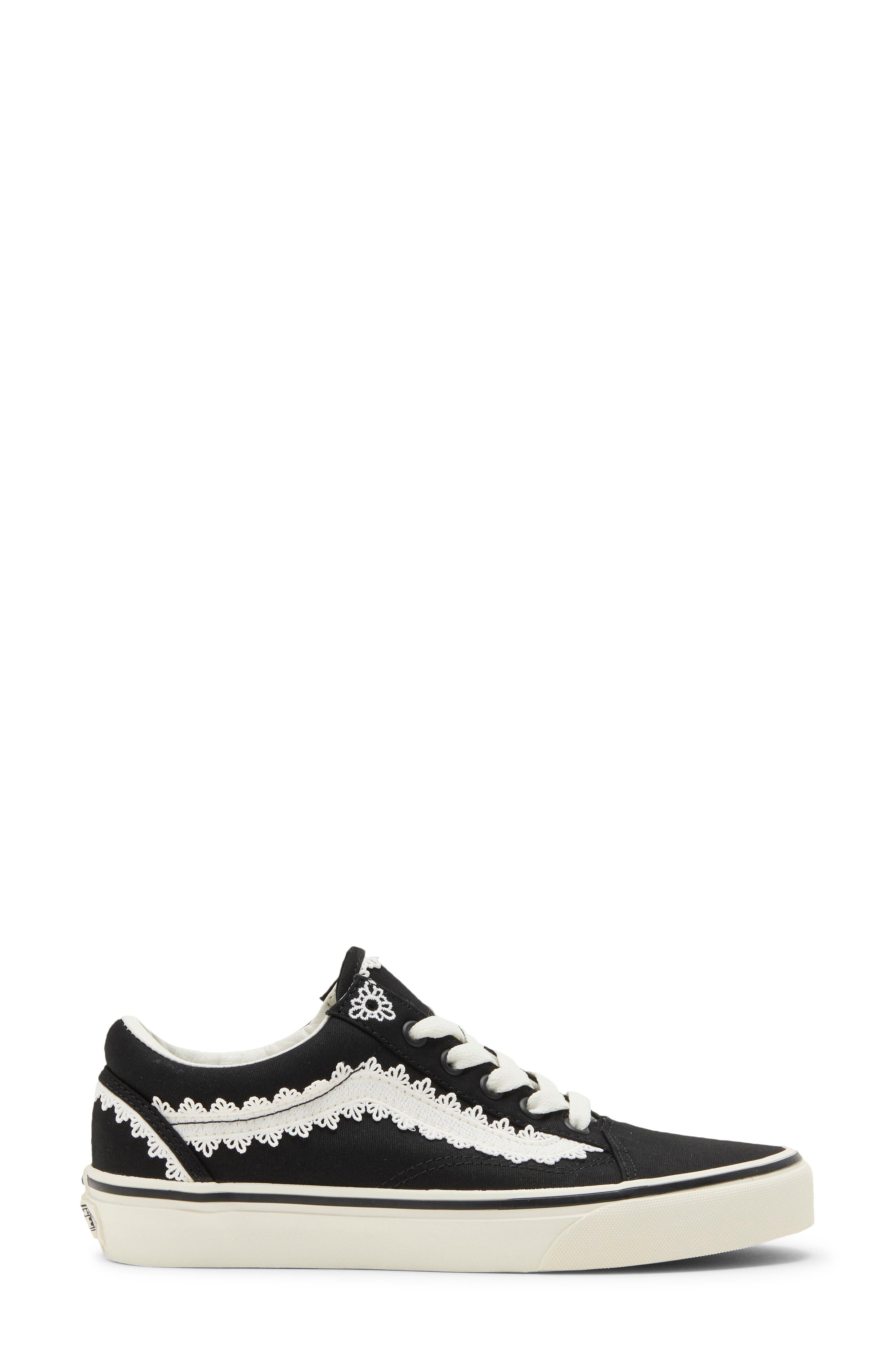 Old Skool Chou Chou Sneaker, Alternate, color, BLACK/MARSHMALLOW