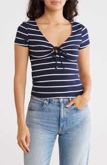 Madden Girl V-Neck Front Keyhole Top