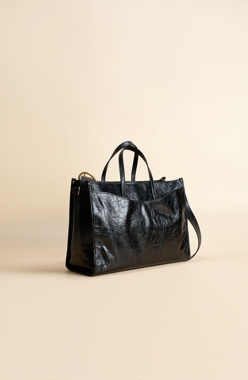 Oleada Official Reverie Tote In Black