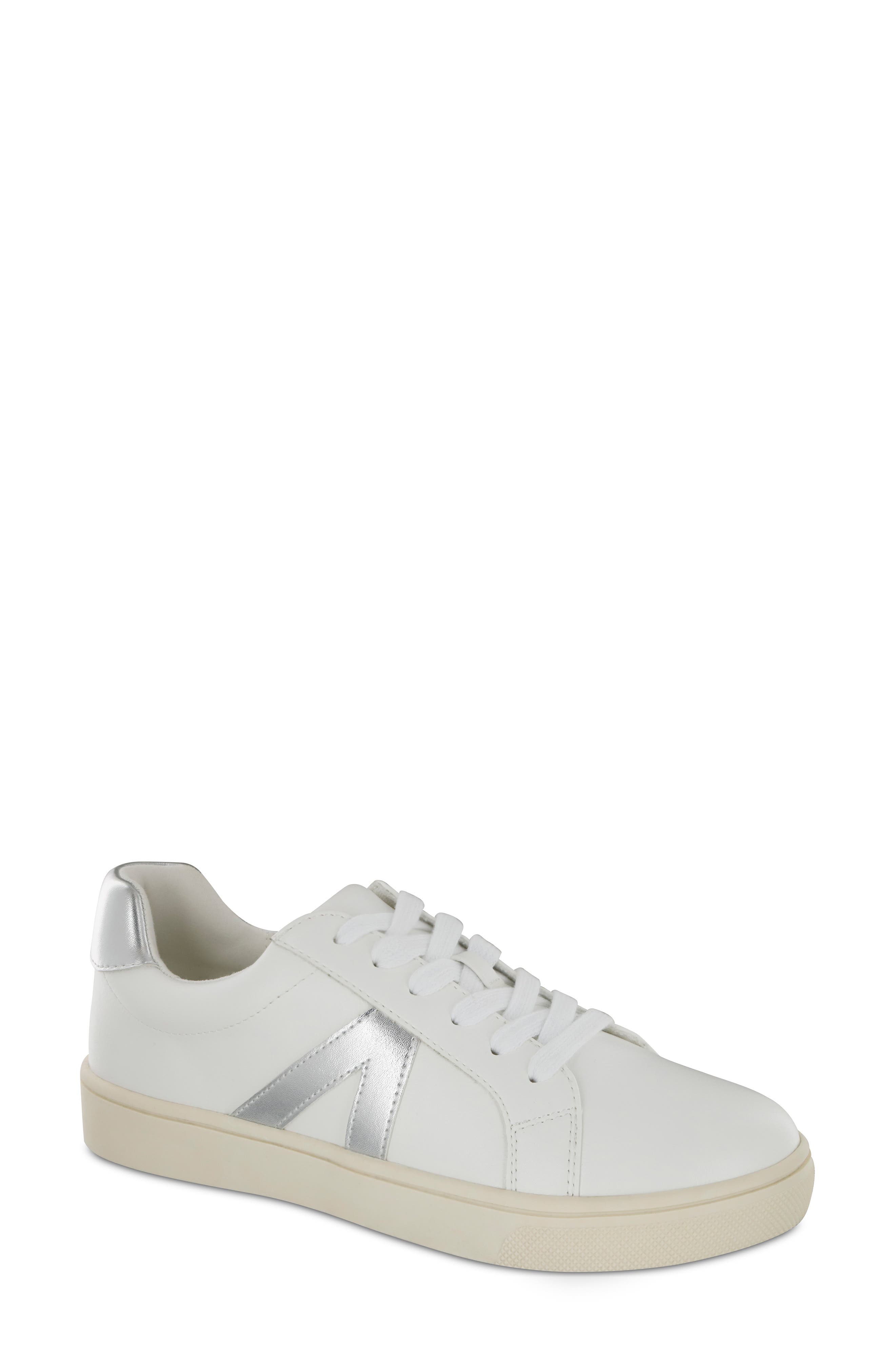 MIA Italia Low Top Sneaker, Main, color, 