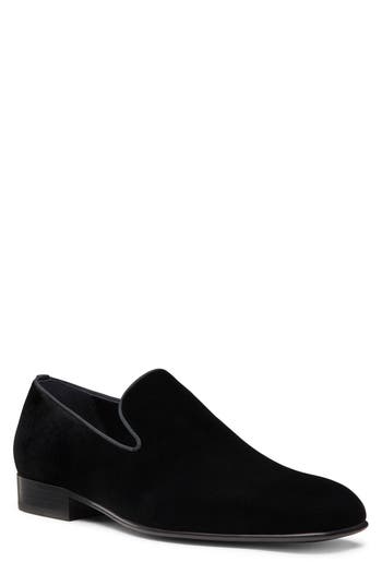 Stuart Weitzman Buzz Venetian Loafer In Black
