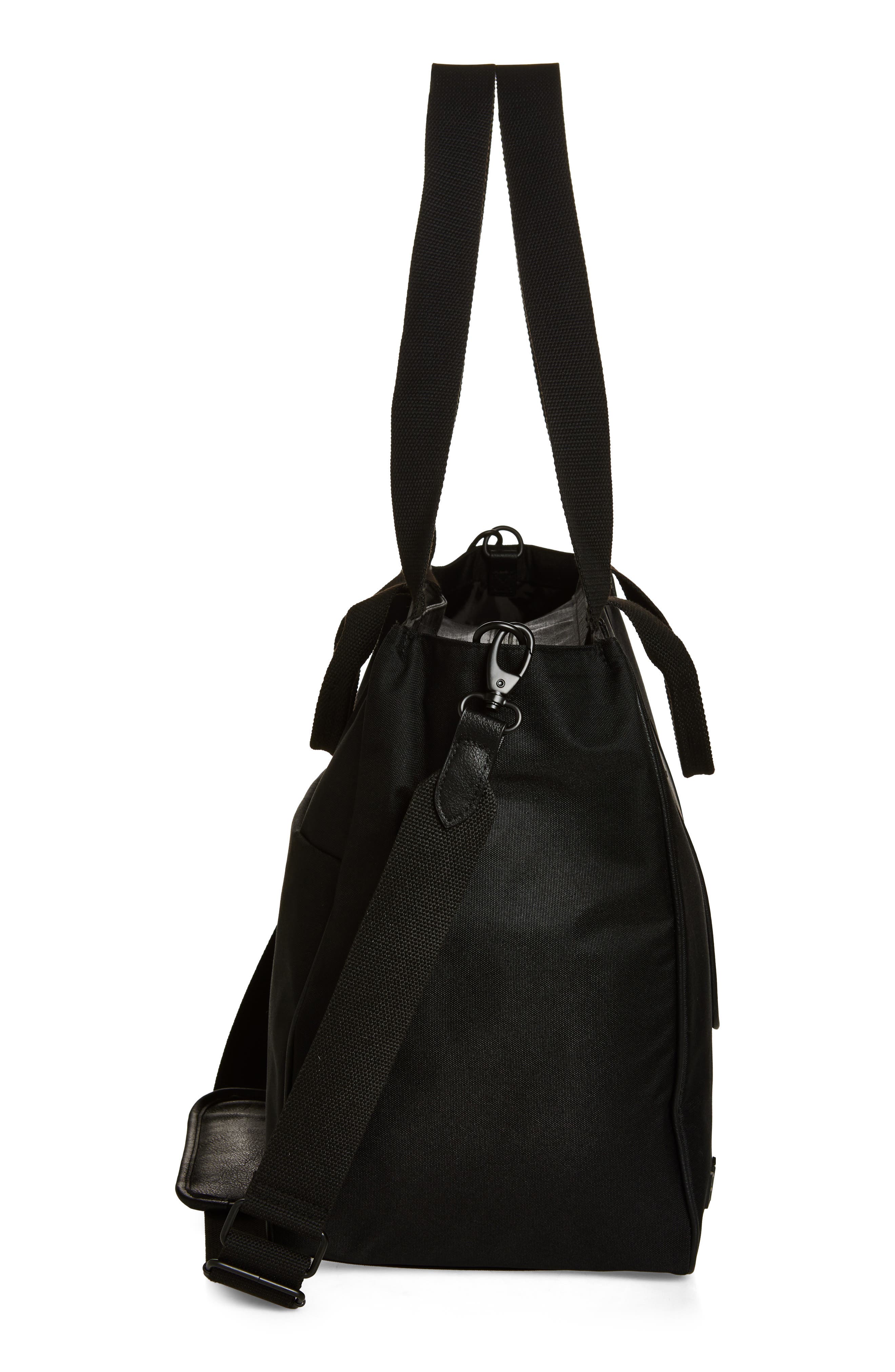 Béis The East/West Water Repellent Tote, Alternate, color, Black