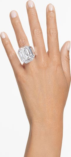 Lucent Cocktail Ring
