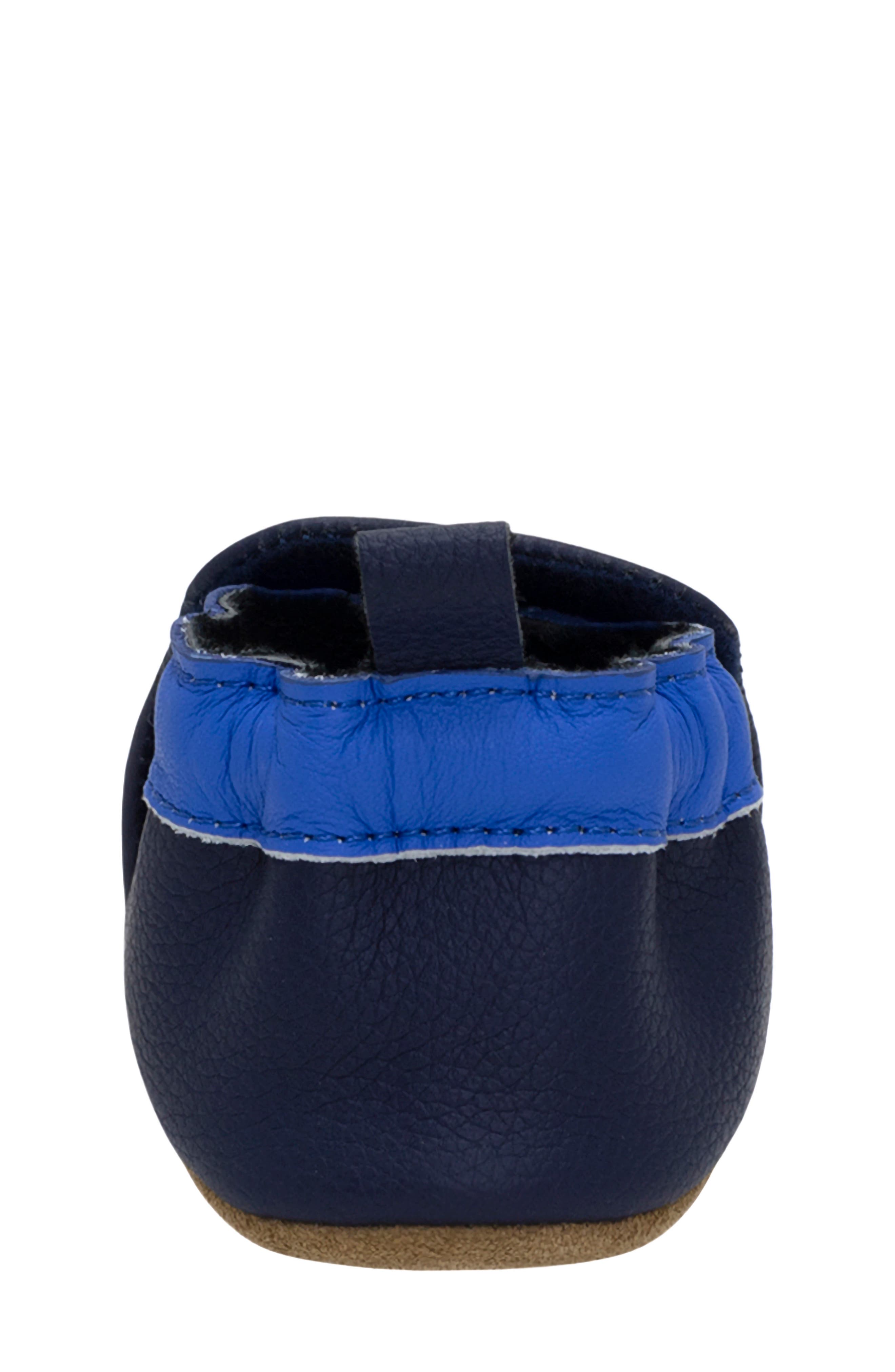 Robeez<sup>®</sup> Stay Chill Crib Shoe, Alternate, color, 