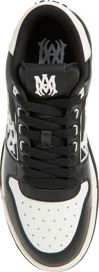 Classic Low Top Sneaker