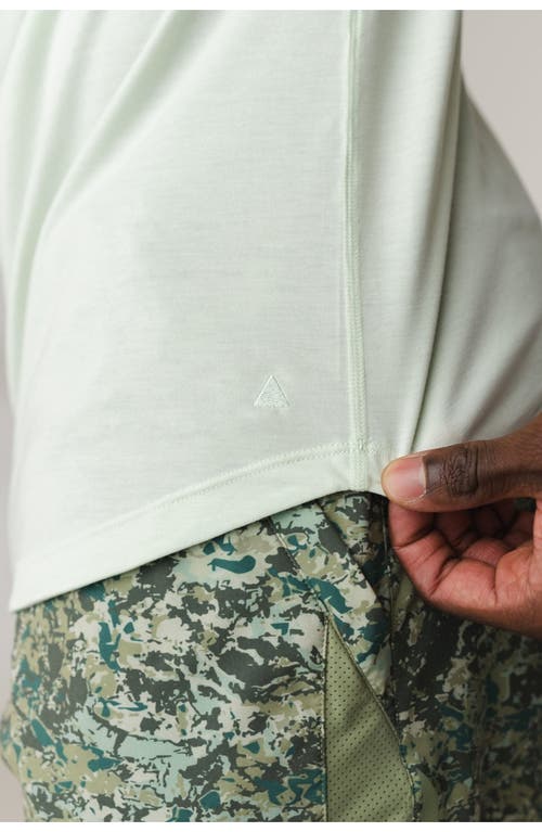 Vitality Adapt Tee In White