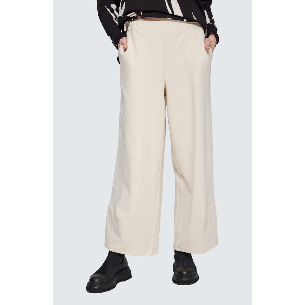 Luukaa Serenna Cropped Darted Pants In Neutral