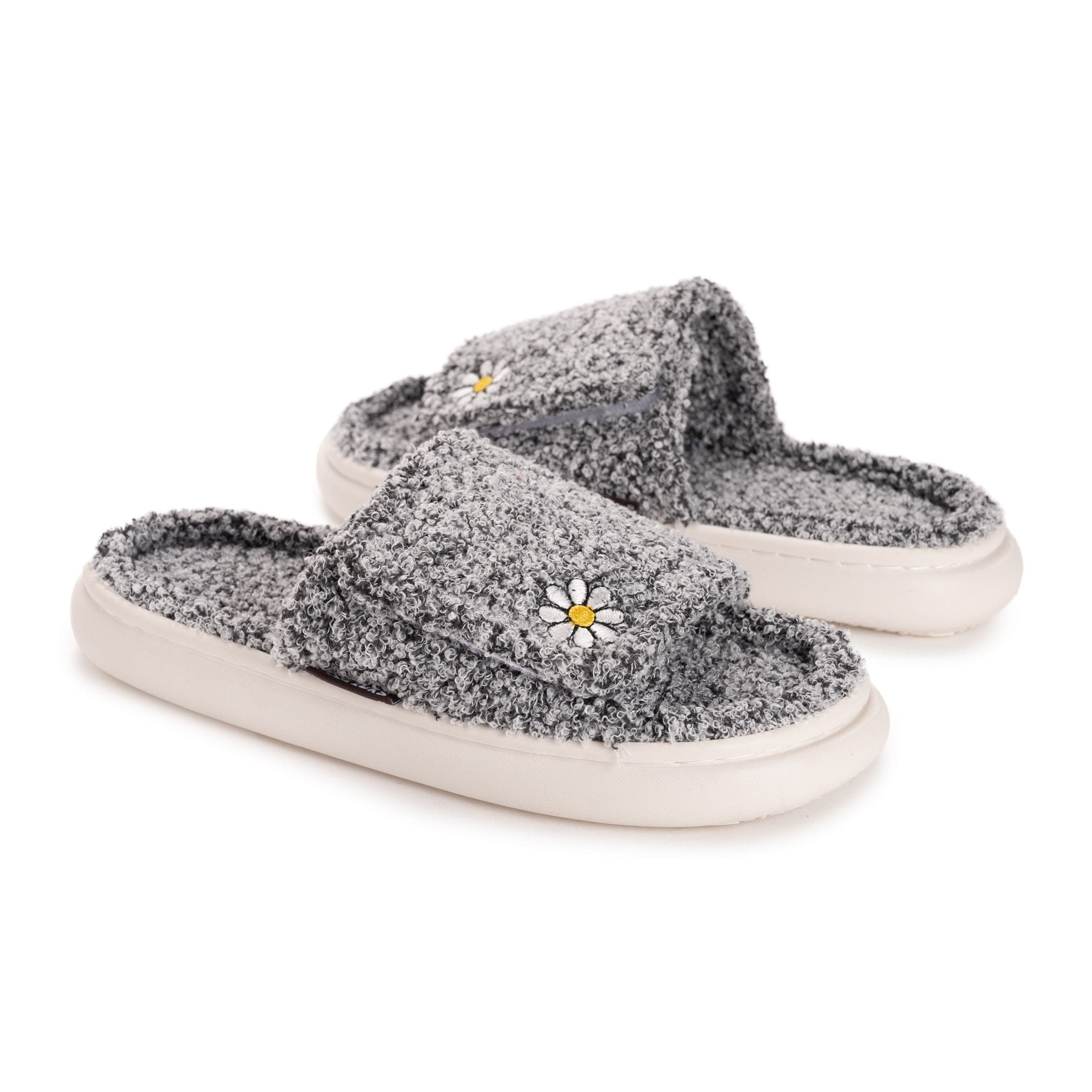 MUK LUKS Women's Gael Slide Slipper, Alternate, color, Black Daisy