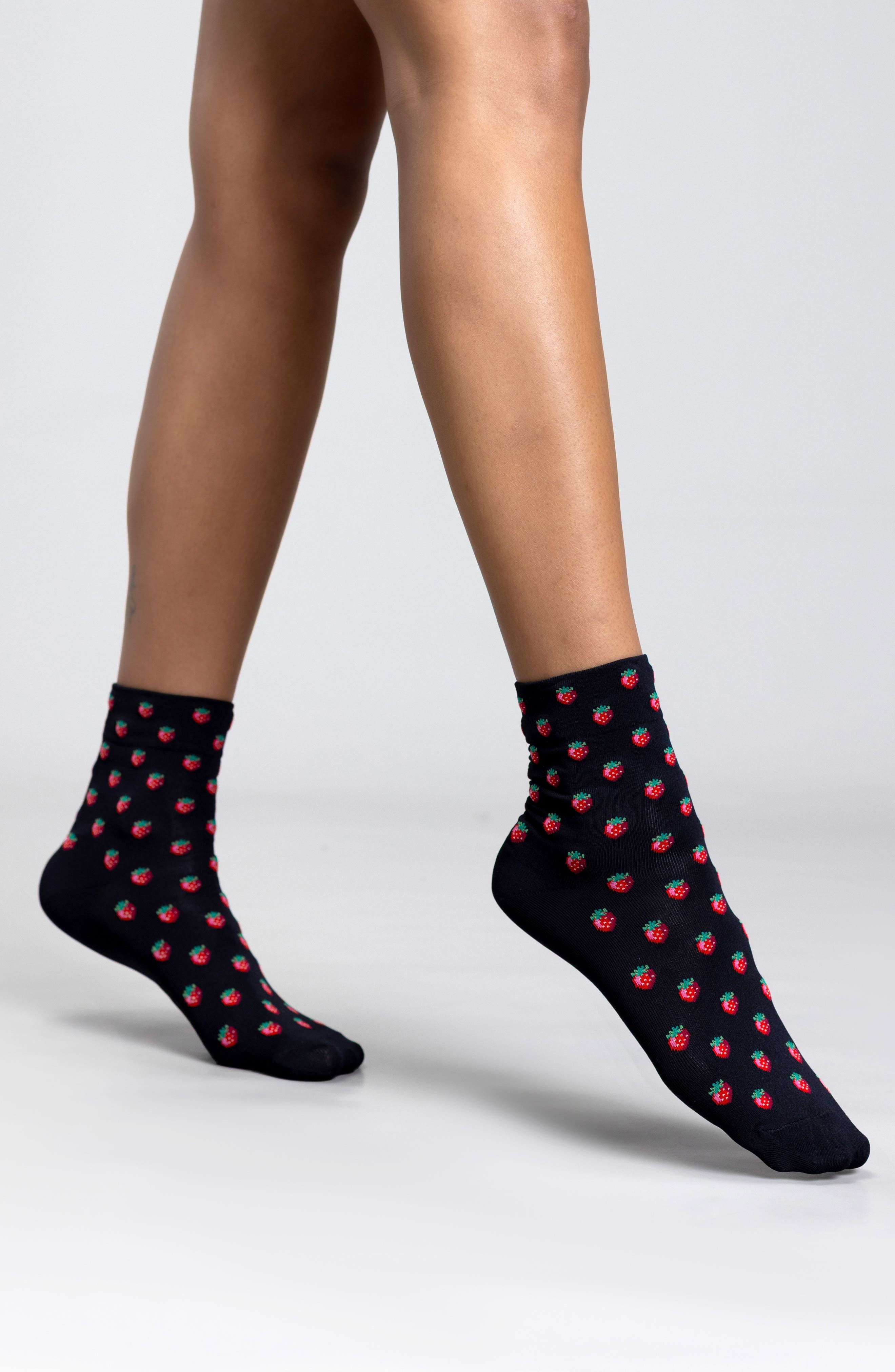 selected BLACK/ PINK MULTI