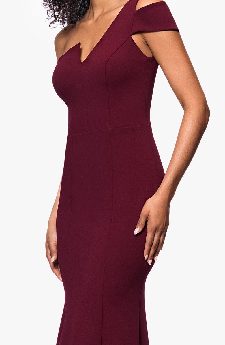 Betsy & Adam One-Shoulder Scuba Crepe Gown, Alternate, color, Burgundy