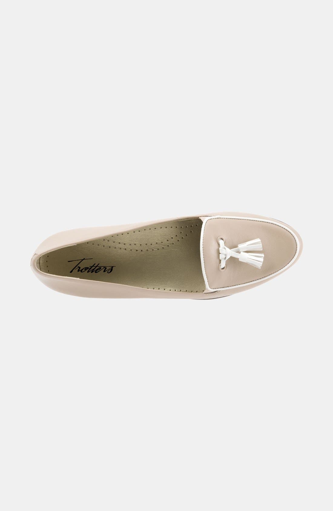 'Leana' Flat, Alternate, color, NUDE/ WHITE