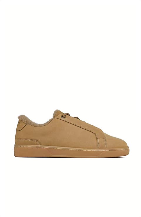 Women’s Hug Sneaker