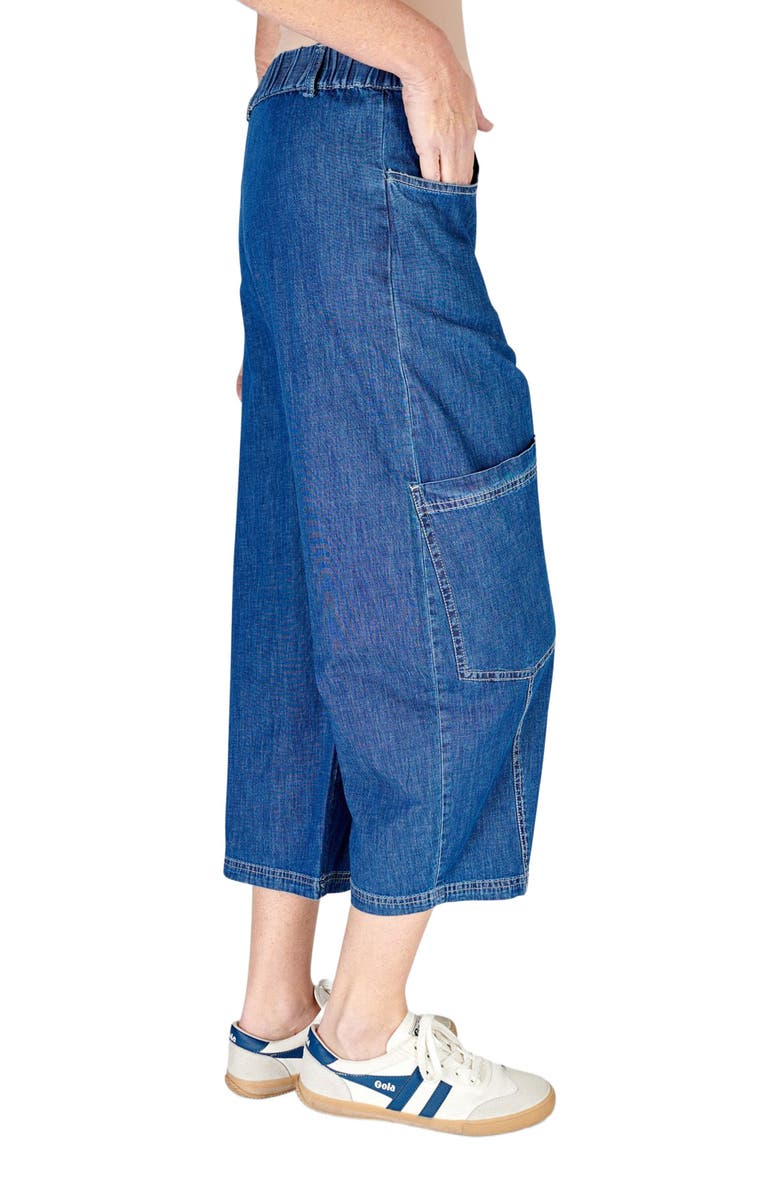 Alembika Denim Capri with knee patch pocket detail, Alternate, color, 