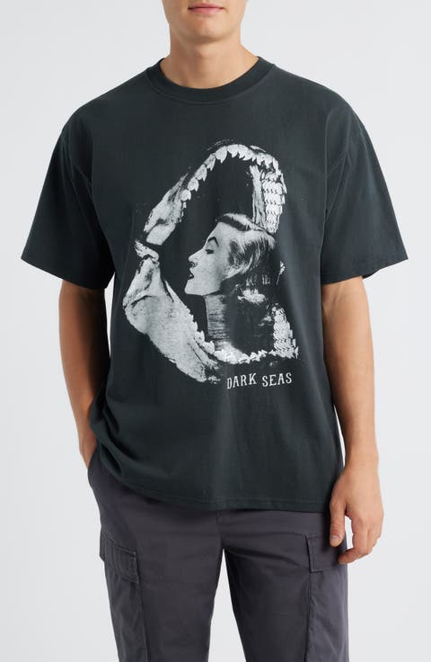 Victoria Graphic T-Shirt
