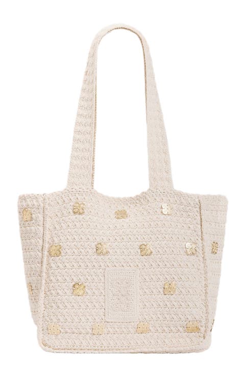 Crochet bag with tassels