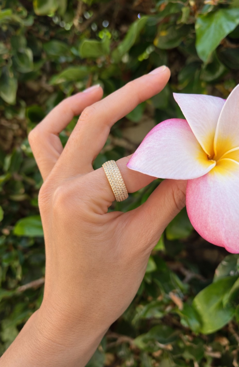 NATIVE GEM Mini Billionaire Ring, Alternate, color, Gold