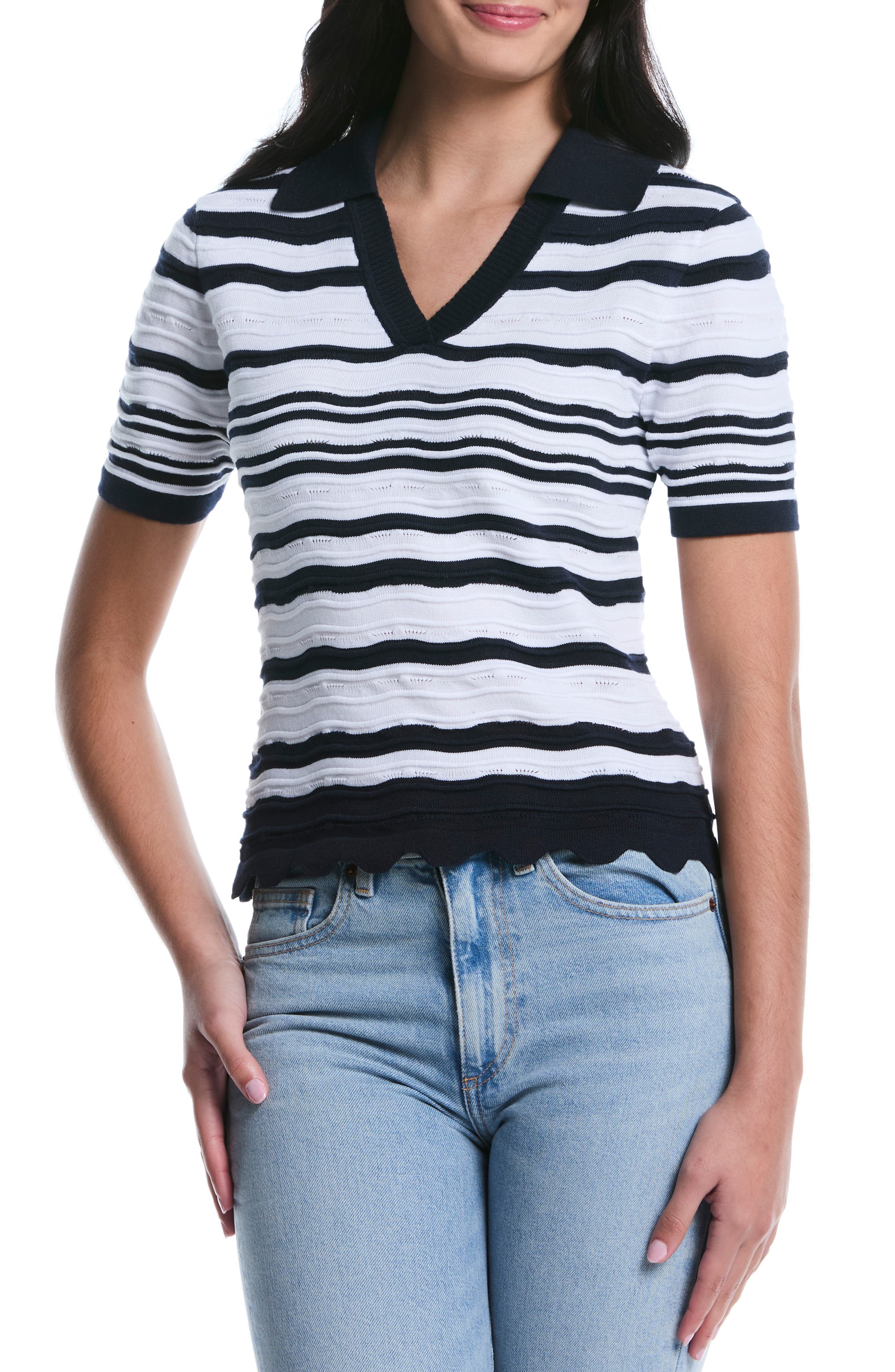 Laundry by Shelli Segal Mermaid Short Sleeve Top