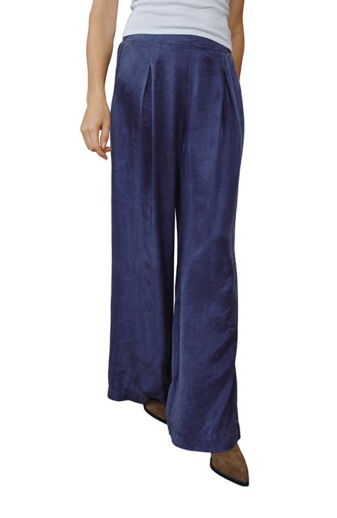 Inverted Pleat Pull-On Wide Leg Pants