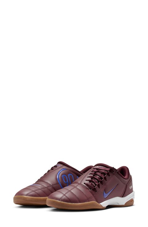 Total 90 Soccer Sneaker (Women)